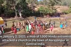 Vídeo mostra multidão de hindus atacando uma igreja na Índia