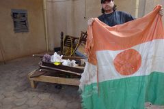 Cristãos do Níger permanecem firmes na fé, mesmo após igrejas incendiadas