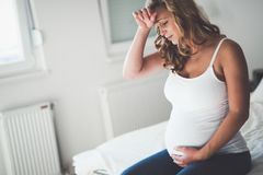 Mulheres devem ouvir o batimento cardíaco do bebê antes de abortar, diz projeto de lei | Notícias Gospel