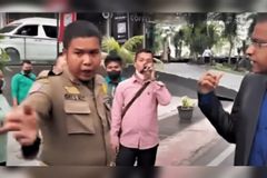 Igreja é proibida de fazer culto ao ar livre na Indonésia