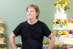 "Temos que seguir o que a Bíblia ensina", diz confeiteiro julgado por não fazer bolo gay