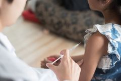 Medicamentos usados para transição de gênero já causaram mais de 6.000 mortes