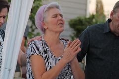 Cristianismo sem jovens: Cristãos no Reino Unido têm em média 51 anos de idade