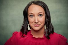 Mulher que sobreviveu ao aborto conta como foi restaurada por Deus: "Decidi perdoar"