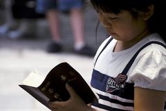 Igrejas são proibidas de ensinar a Bíblia para crianças, na China