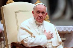 "Ser homossexual não é crime, mas é pecado", diz Papa Francisco