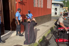 5 padres são condenados a 10 anos de prisão por "conspiração" na Nicarágua