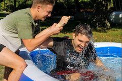 Estudantes cristãos fazem missões dentro de universidades: ‘Um passo mais perto de Jesus’