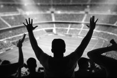 Anúncios tentam alcançar milhõe para Jesus Cristo no Super Bowl