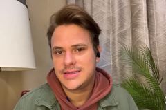 Ex-drag queen encontra verdadeira felicidade em Jesus: "Nunca senti isso"