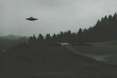 Com rumores de OVNIs, pastor pergunta: Extraterrestres existem?