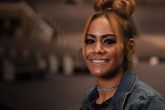 Mulher que foi escrava sexual por 12 anos é restaurada por Deus: "Ele me deu propósito"