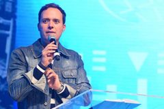 Valadão é criticado ao falar de 'bloco' para evangelizar no Carnaval