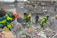 Maioria das ações de resgate do terremoto parou na Turquia, dizem missionários