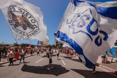 Igrejas saem às ruas para evangelizar foliões no Carnaval: "Somos sal e luz"