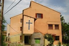 Apenas 8 igrejas permanecem abertas na Argélia, após perseguição do governo