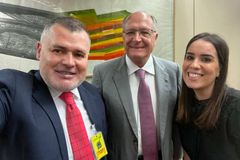 Pr. Paulo Marcelo se reúne com Alckmin em Brasília