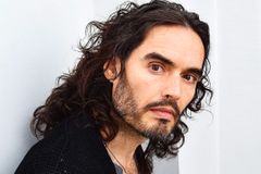 Russell Brand: "Preciso de Deus, ou não posso sobreviver"