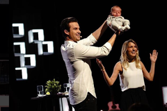 Casal celebra milagre após 8 anos de infertilidade: "Prova da fidelidade de Deus"