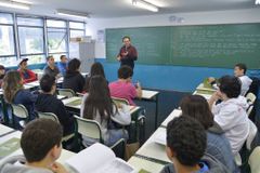 "Deus abençoe": MP orienta professores de Taubaté a evitar expressões religiosas
