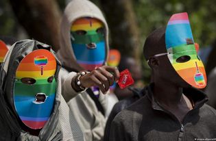 Uganda ignora apelo do Papa e aprova pena de morte para gays