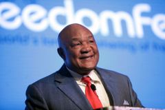 "Encontrei Jesus": George Foreman diz como experiência de quase morte mudou sua vida