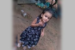 Morre menina de 3 anos baleada em tiroteio dentro de igreja no Amapá