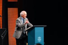 "Pecados sexuais passados não te desqualificam para ser pastor", diz John Piper