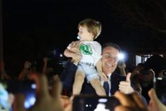 Bolsonaro vem como resposta de oração pelas próximas gerações