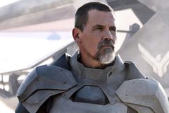 Ator da Marvel agradece a Deus por estar há 8 anos livre do álcool