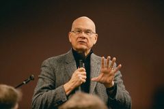 Pastor aponta 3 lições de Tim Keller, "mesmo à beira da morte"