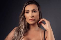 Andressa Urach abandona venda de nudes após voltar para igreja