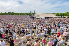 65 mil pessoas se reúnem na Holanda para adorar no Dia de Pentecostes