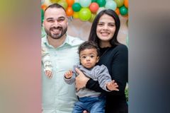 Bebê volta à vida após pai clamar a Deus: "A oração faz o que a medicina não pode fazer"