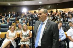 Pastor diz que líder da Quadrangular está tentando "ludibriar os membros da Igreja" | Notícias Gospel