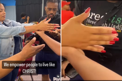 Braço de mulher cresce milagrosamente durante oração na igreja