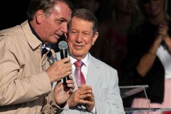 Igrejas estariam pressionando Bolsonaro por anulação de multas da Receita Federal | Notícias Gospel