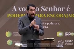 "A marca da besta é ideológica e já há pessoas marcadas", alerta pastor