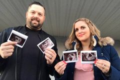 "Deus nos deu um bebê por cada ano de infertilidade", diz mãe de quadrigêmeos