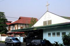 Espiões de igrejas perseguidas estão encontrando Jesus no Laos