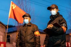 Autoridades chinesas pagam cidadãos para espionar cristãos e relatar seus "crimes"