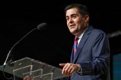 "Deus está desenhando na família a Sua própria paternidade", explica pastor | Notícias Gospel