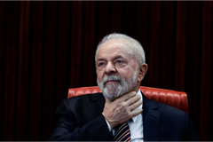 Professora rebate fala de Lula: 'Não existe comunista cristão'