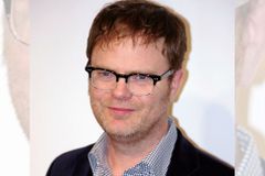 "A fé em Deus assusta as pessoas em Hollywood", diz ator Rainn Wilson