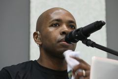 “Pastor a gente não se torna, a gente é", diz ex-jogador do Real Madrid, César Prates | Notícias Gospel