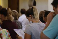 Líderes convocam jejum e oração após fechamento de igrejas por causa do coronavírus | Notícias Gospel