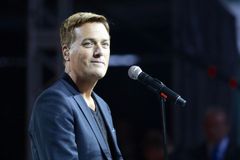 Michael W. Smith cobra mais atenção à paternidade