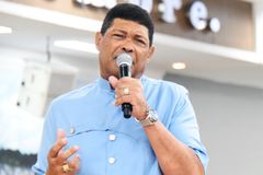 Greve: Igreja Mundial teria atrasado salários e FGTS de funcionários
