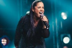 Urgente: Querem prender a cantora gospel Cassiane