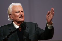 Vídeo de sermão de Billy Graham contra o Orgulho viraliza